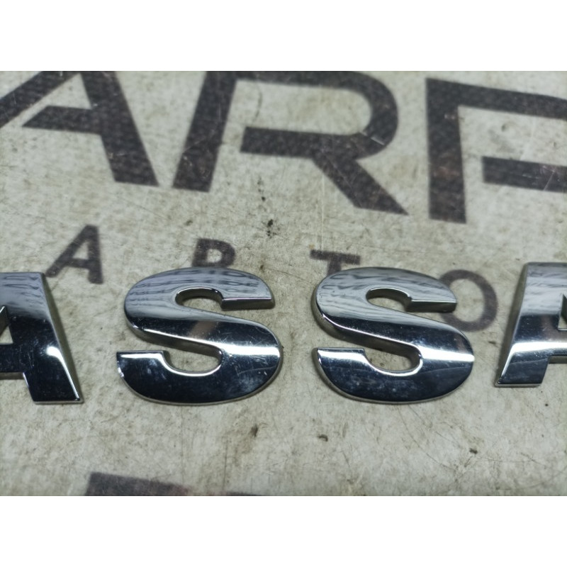 Эмблема (кузов и элементы) Volkswagen Passat B5 2003 2.5 AKN