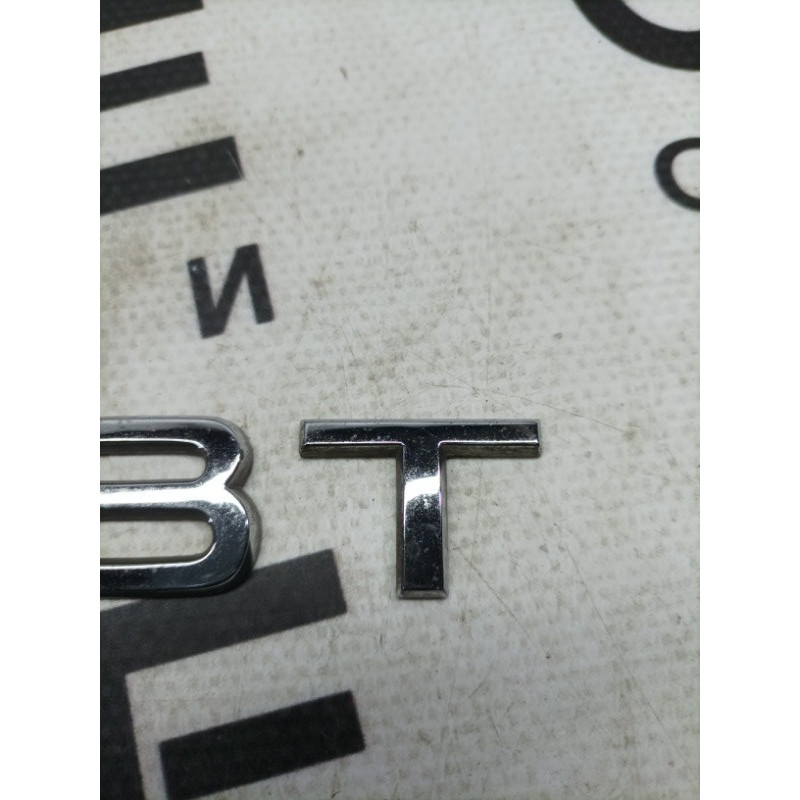 Эмблема (кузов и элементы) AUDI A4 B6 2003 1.8 BFB