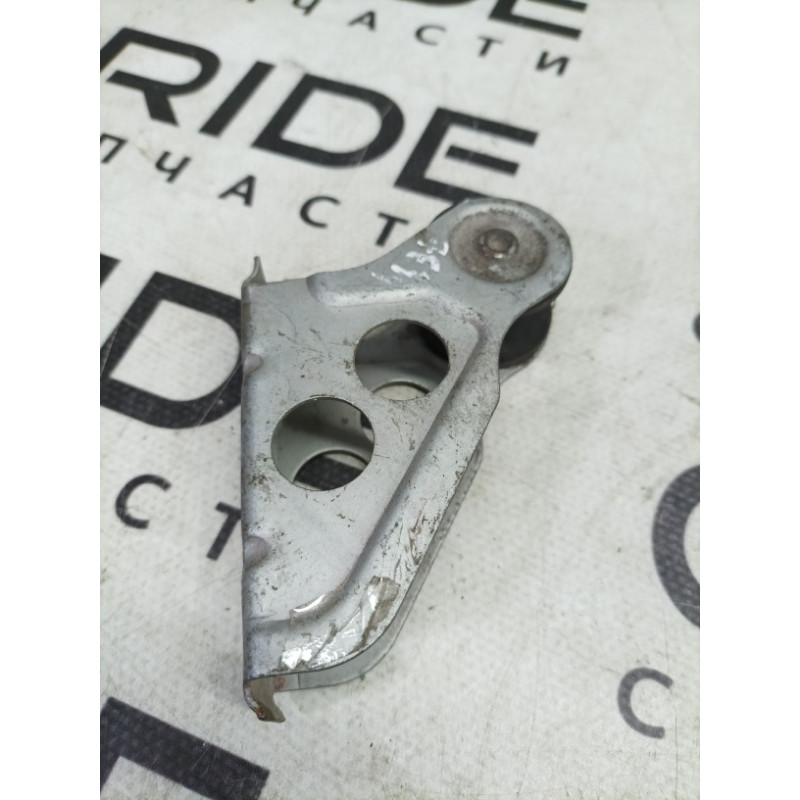 Петля капота (кузов і елементи) BMW 5-series E34 1994 M43b18 51231884272