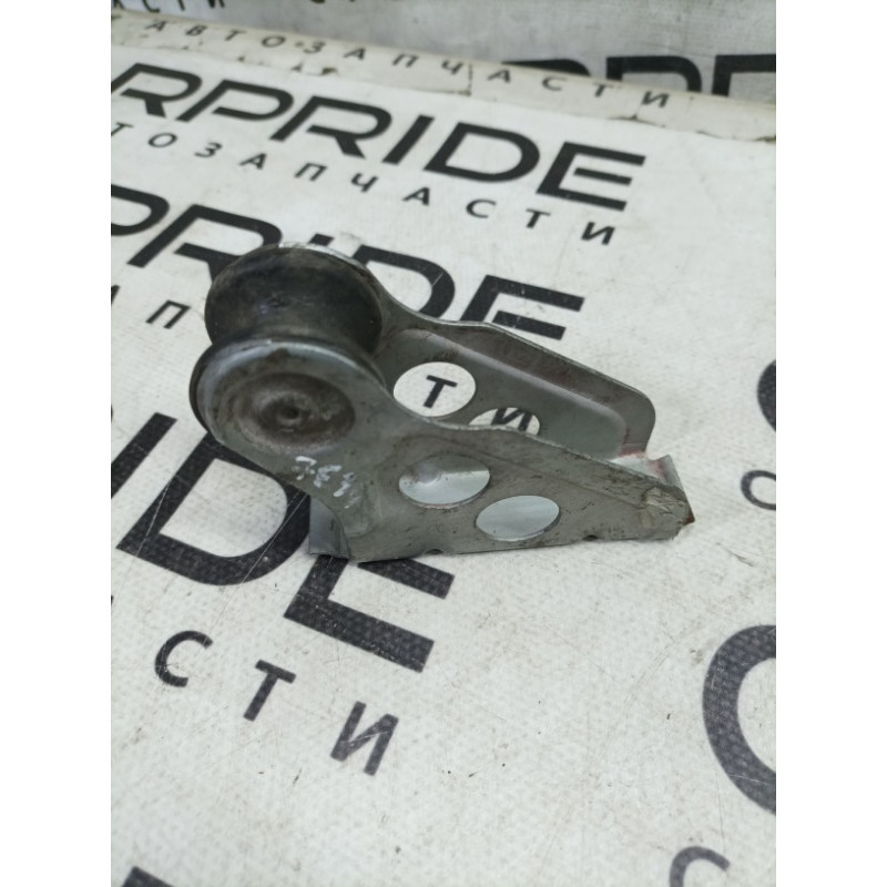 Петля капота (кузов і елементи) BMW 5-series E34 1994 M43b18 51231884272