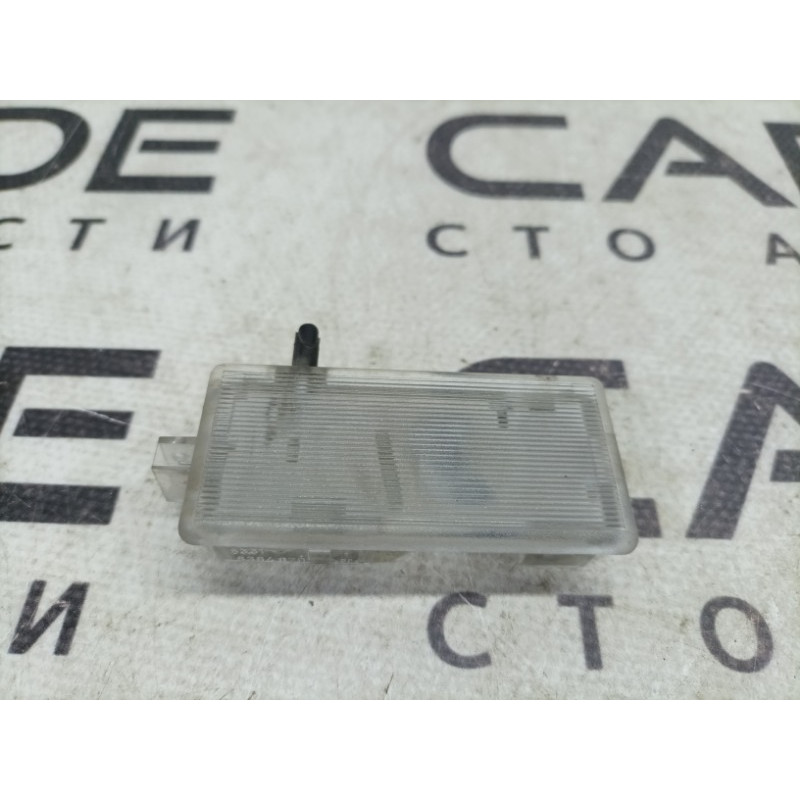 Плафон підсвітки бардачка (електрика) BMW X5 E53 M57d30 63318364920