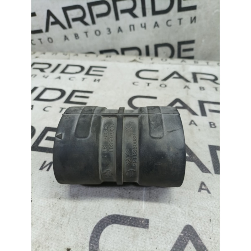 Патрубок воздушного фильтра (впускная система) Renault Megane 3 2009 1.5 8200923144
