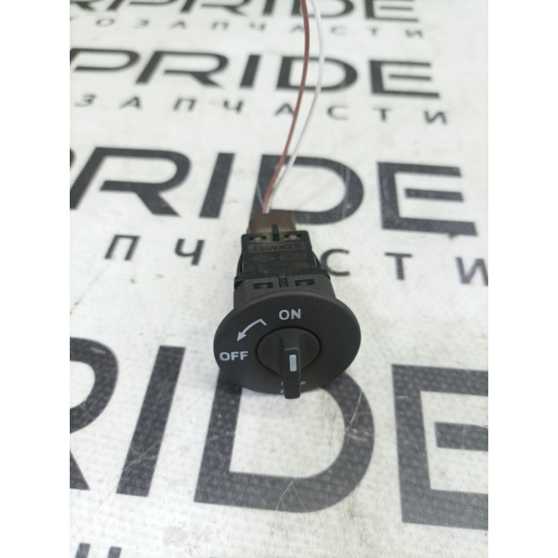 Кнопка AirBag (электрика / кнопки) Renault Megane 3 2009 1.5 8200169589