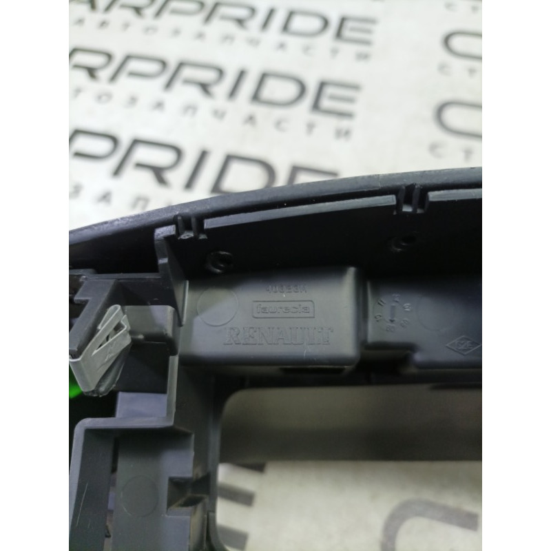 Накладка торпеды (салон) Renault Megane 3 2009 1.5 682700005R