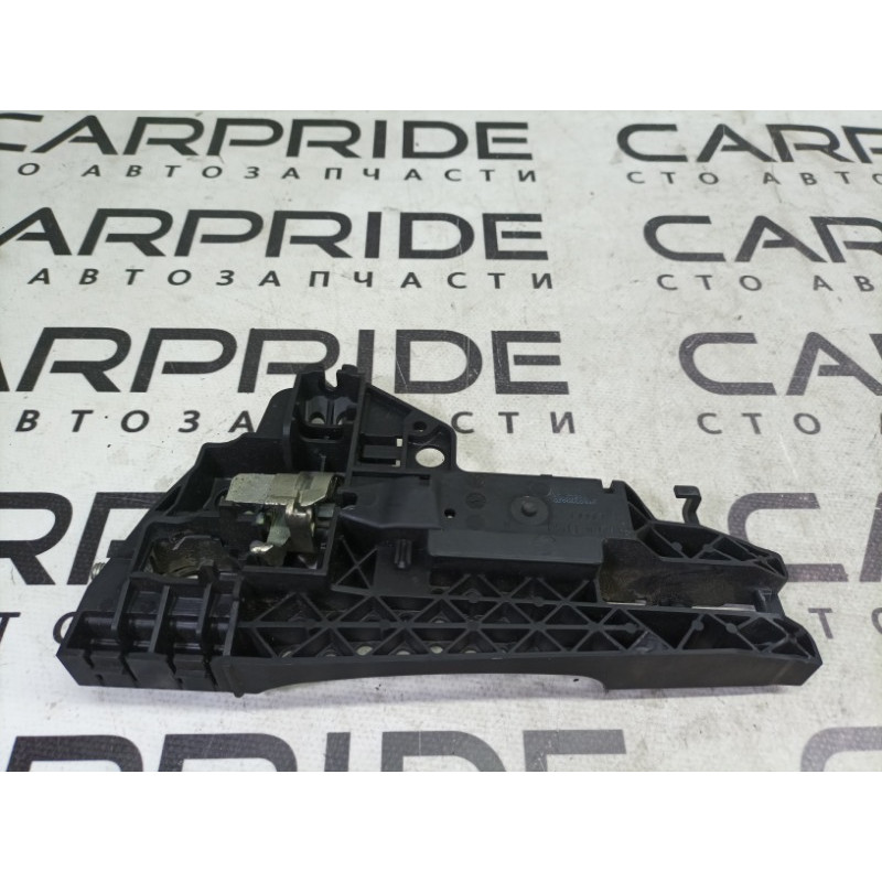 Кронштейн ручки двери (кузов и элементы) Audi A4 B8 8t0837886b