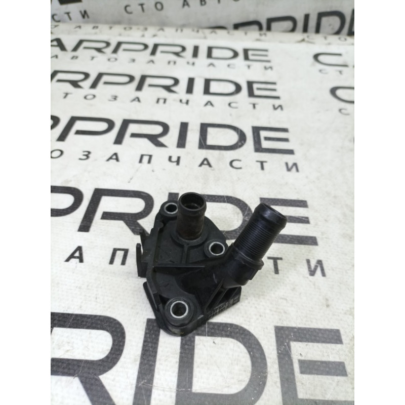 Фланец (система охлаждения) Renault Megane 3 2009 1.5 8200423361