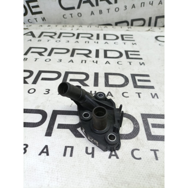 Фланец (система охлаждения) Renault Megane 3 2009 1.5 8200423361