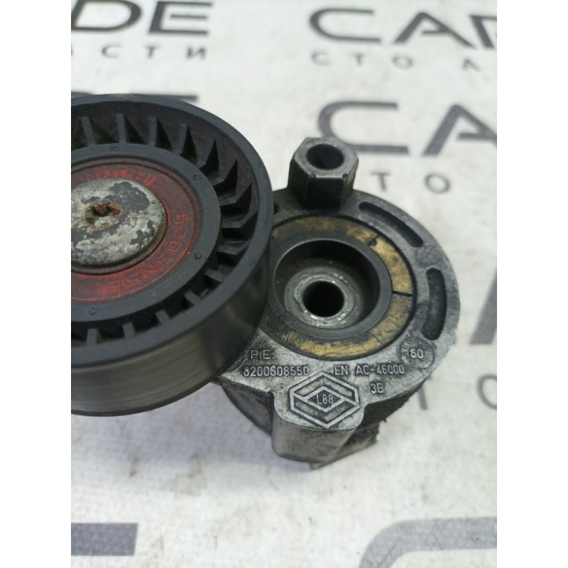 Ролик натяжной (двигатель и элементы) Renault Megane 3 2009 1.5 8200608550
