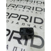 Кнопка корректора фар