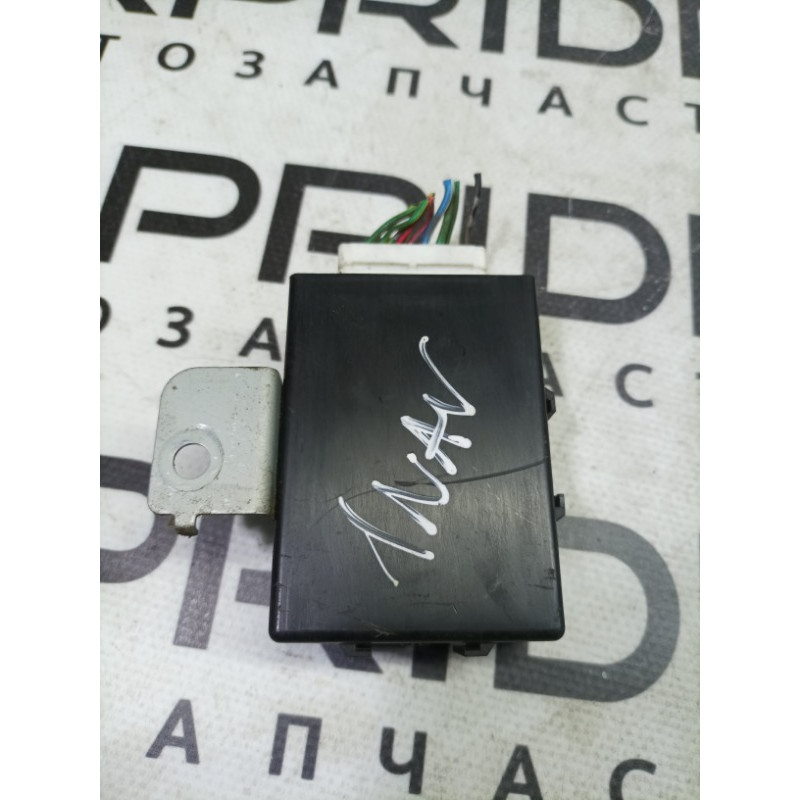 Блок комфорта (электрика / блок управления) Nissan Navara D22 2004 2.5 28595vj401