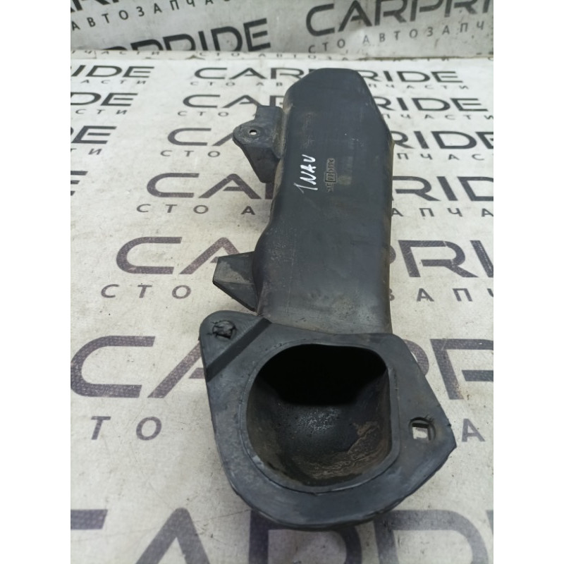 Воздухозаборник (впускная система) Nissan Navara D22 2004 2.5 165549S000