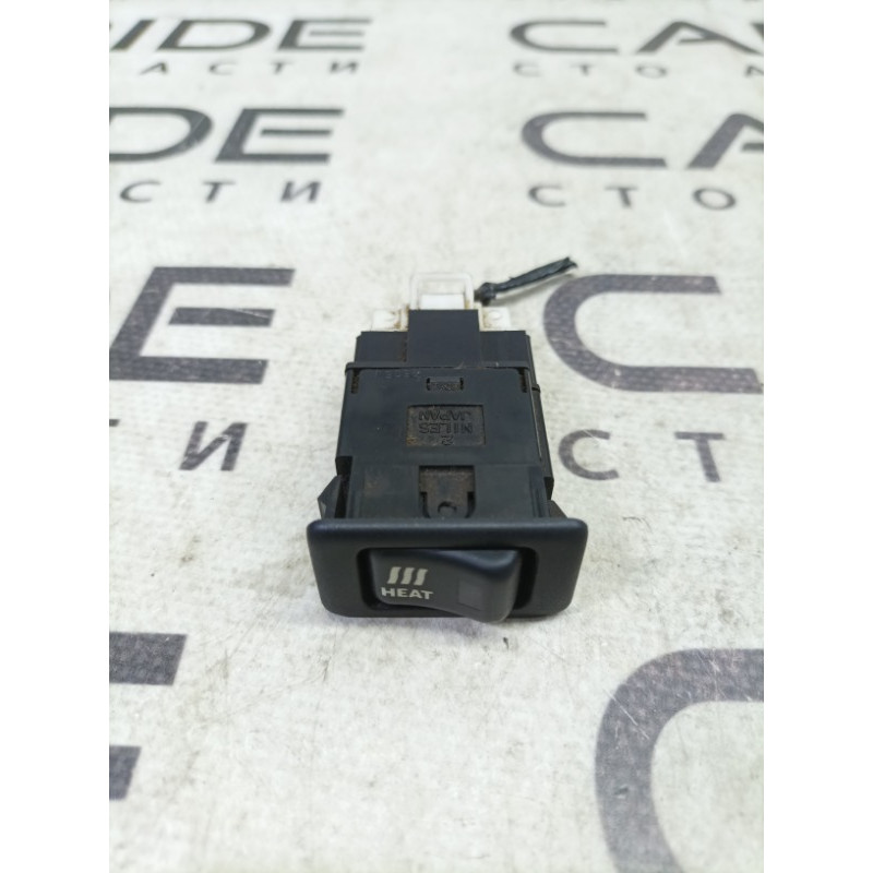 Кнопка Heat (электрика / кнопки) Nissan Navara D22 2004 2.5 27666VB000