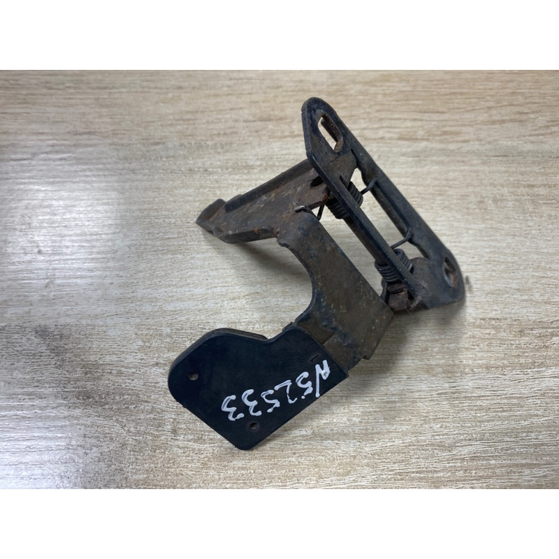 Замок капота (кузов и элементы) Land Rover Discovery 3