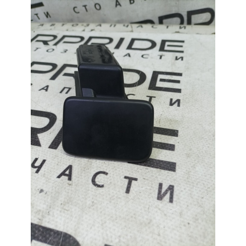 Пепельница (салон) Nissan Navara D22 2004 2.5 68800vj200