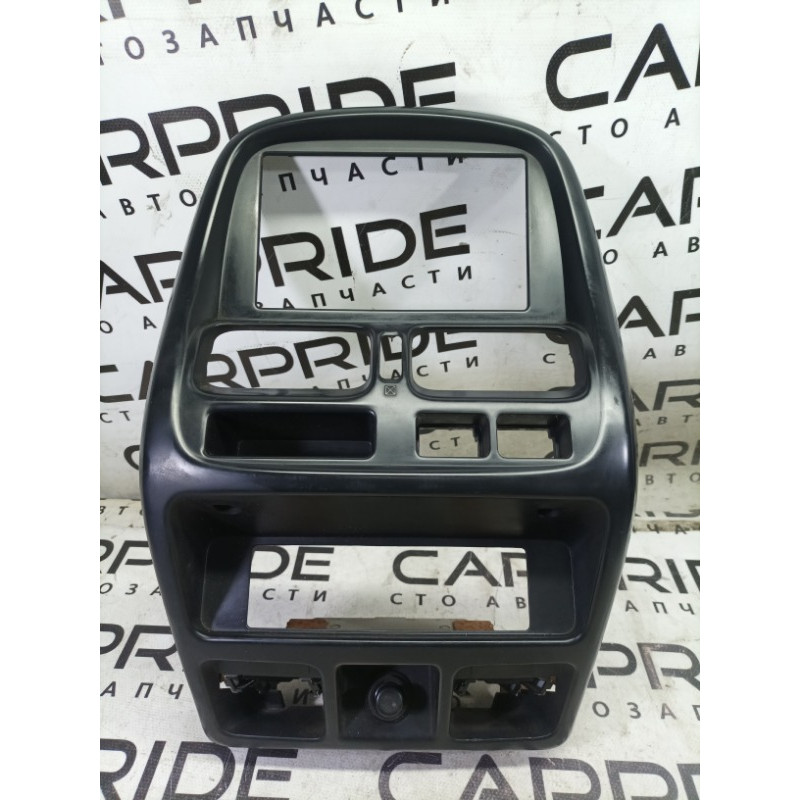 Рамка магнитофона (салон) Nissan Navara D22 2004 2.5 68260vj200