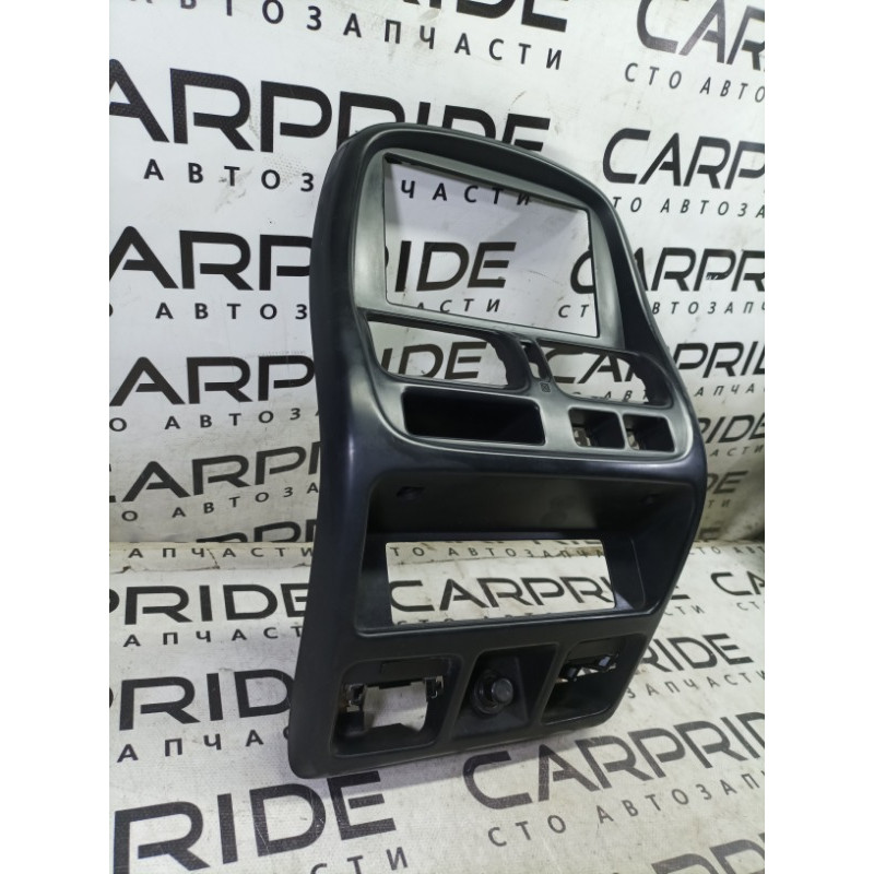 Рамка магнитофона (салон) Nissan Navara D22 2004 2.5 68260vj200