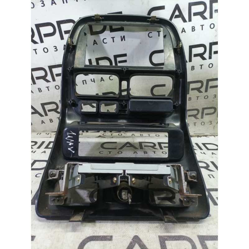Рамка магнитофона (салон) Nissan Navara D22 2004 2.5 68260vj200