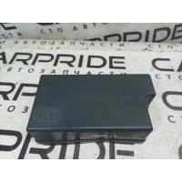 Крышка блока предохранителей