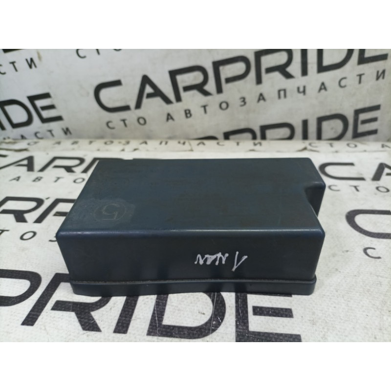 Крышка блока предохранителей (двигатель и элементы) Nissan Navara D22 2004 2.5 k153822s701