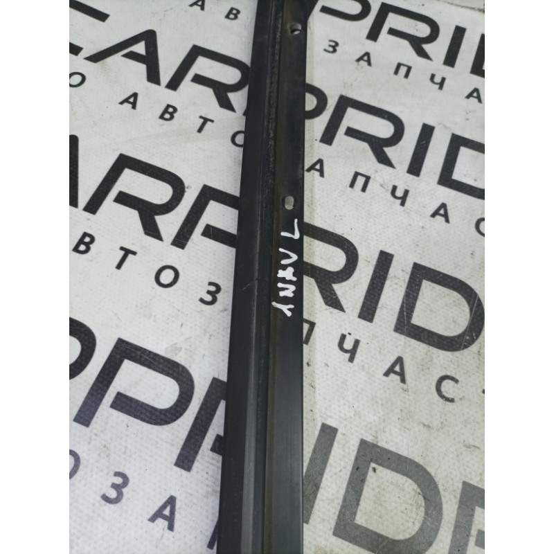 Молдинг лобового стекла (кузов и элементы) Nissan Navara D22 2004 2.5 727632S400