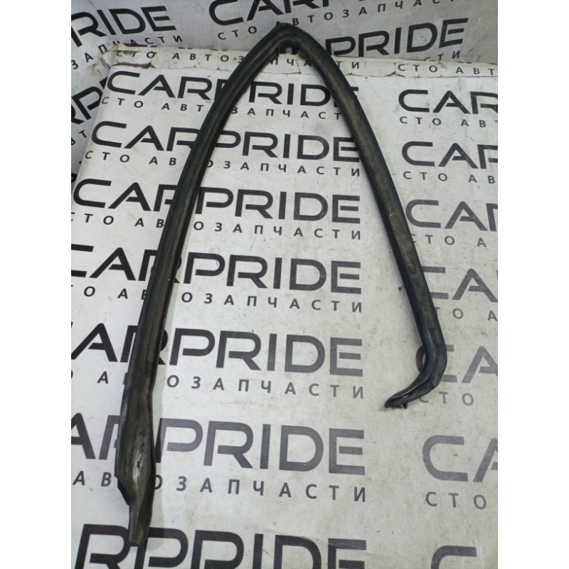 Уплотнитель проема двери (кузов и элементы) Nissan Navara D22 2004 2.5 768432S410