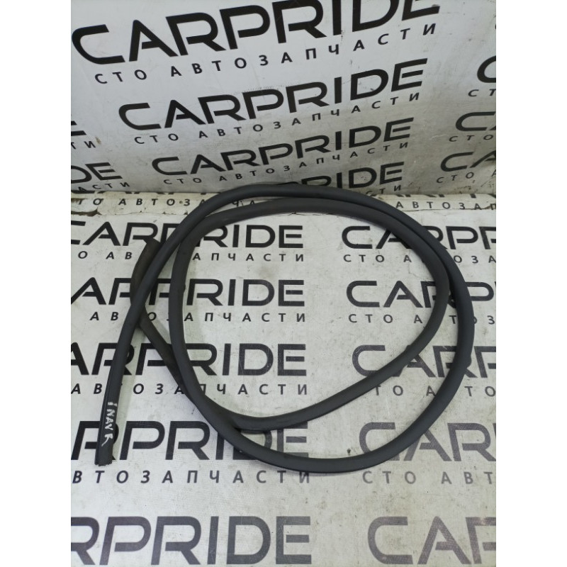 Уплотнитель проема двери (кузов и элементы) Nissan Navara D22 2004 2.5 76921VK200