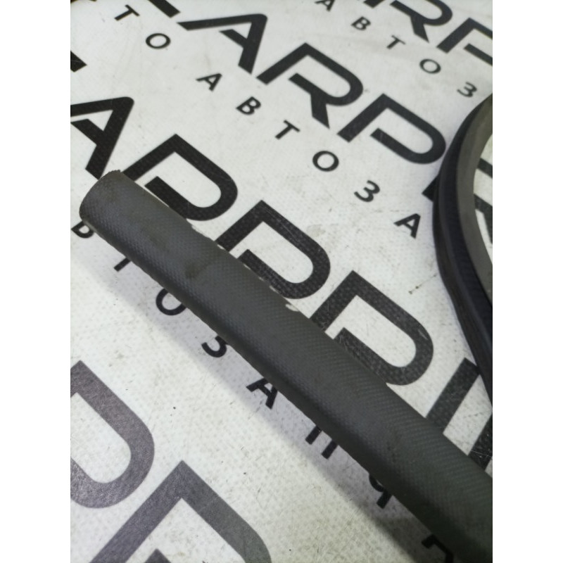 Уплотнитель проема двери (кузов и элементы) Nissan Navara D22 2004 2.5 76921VK200