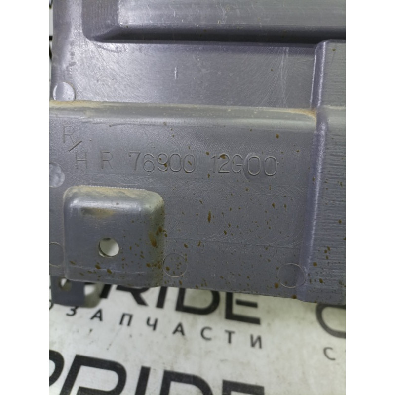 Обшивка салона (салон) Nissan Navara D22 2004 2.5 7690012g00