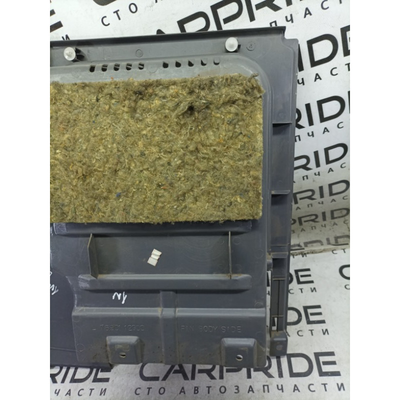 Обшивка салона (салон) Nissan Navara D22 2004 2.5 7690112g00