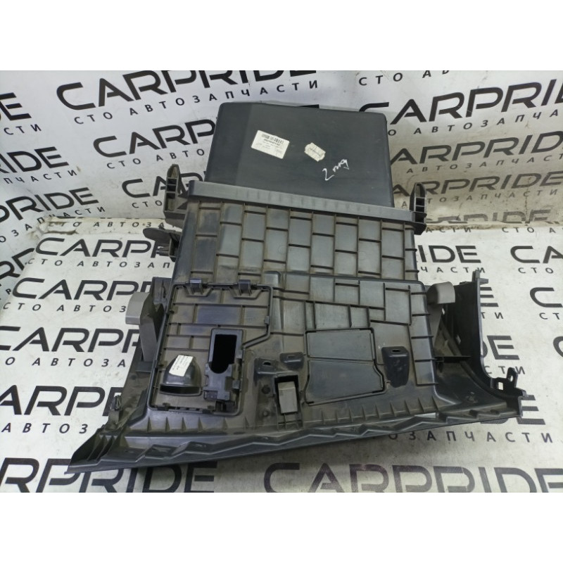 Бардачок (салон) Renault Megane 3 2009 1.5 681080009R