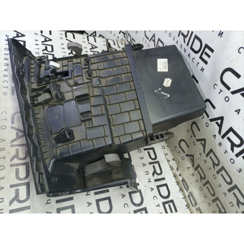 Бардачок (салон) Renault Megane 3 2009 1.5 681080009R