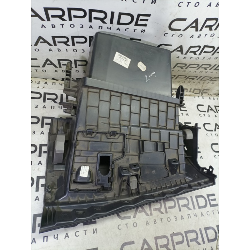 Бардачок (салон) Renault Megane 3 2009 1.5 681080009R