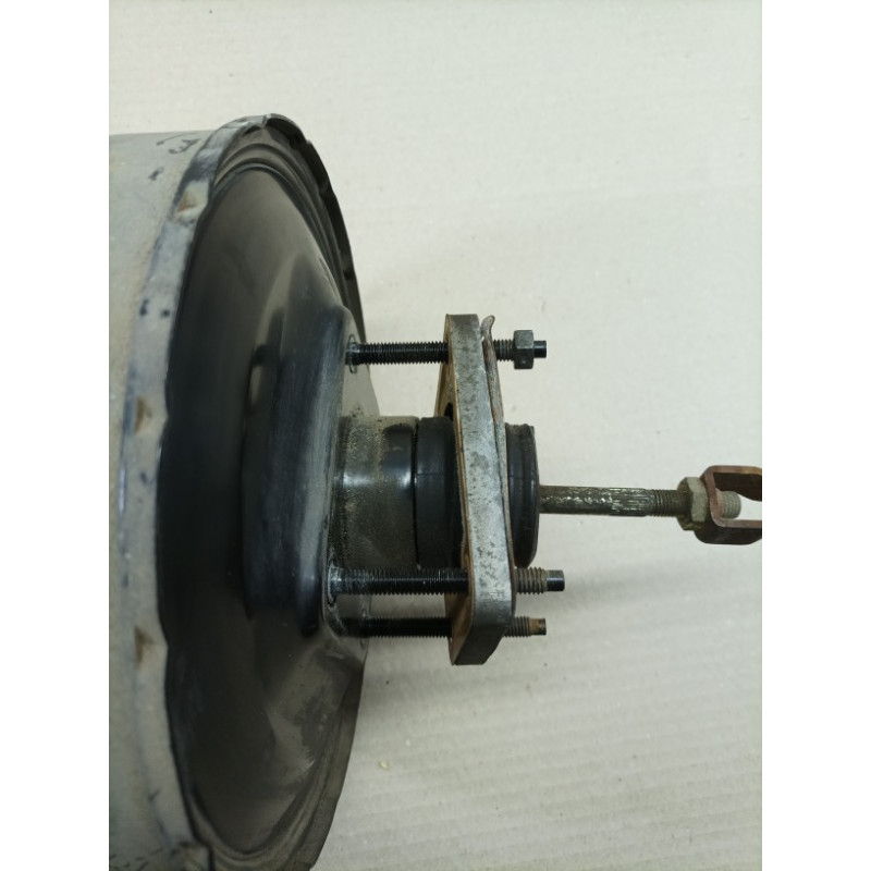 Вакуумный усилитель тормозов (тормозная система) Nissan Navara D22 2004 2.5 47210VK106