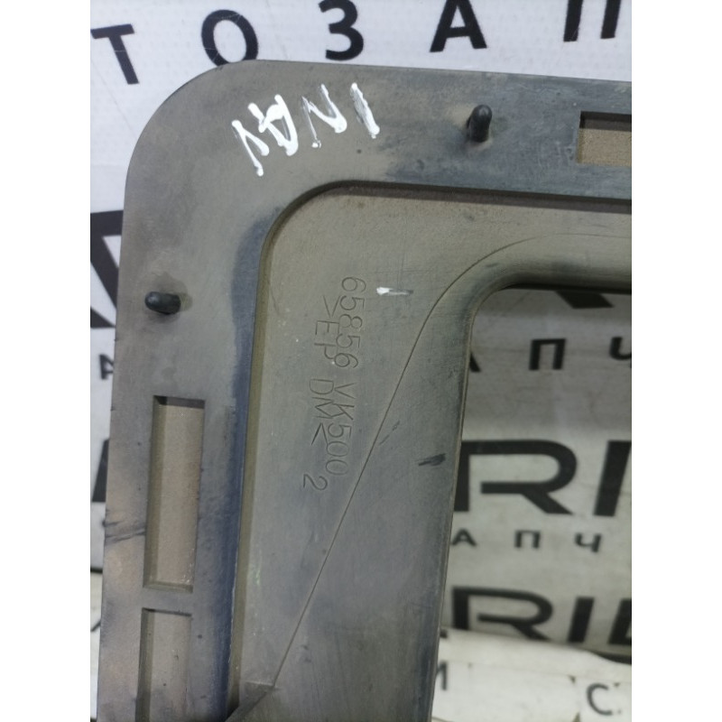 Уплотнитель (кузов и элементы) Nissan Navara D22 2004 2.5 65856vk500