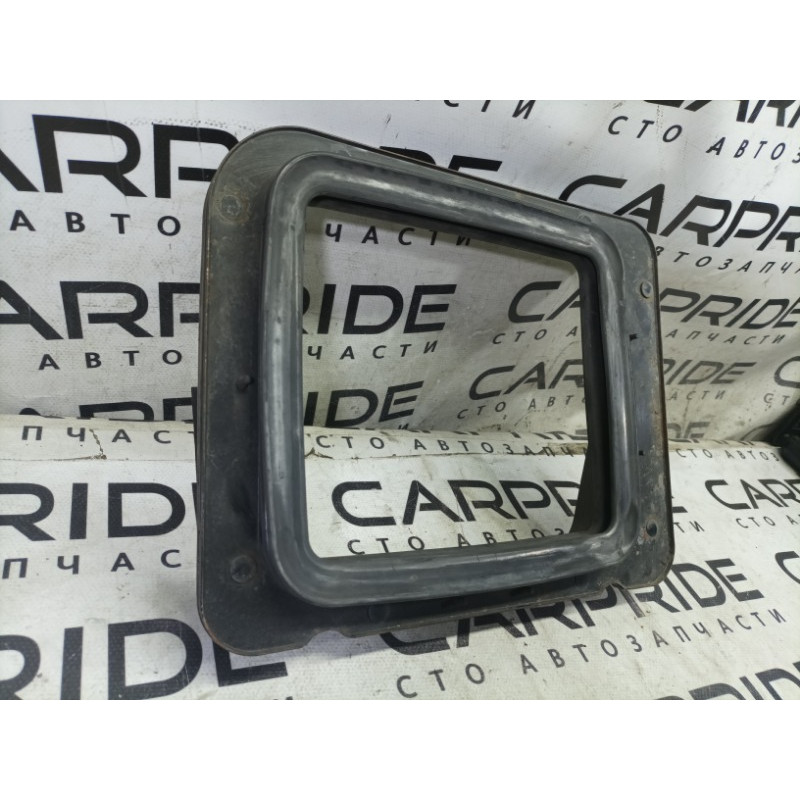 Уплотнитель (кузов и элементы) Nissan Navara D22 2004 2.5 65856vk500