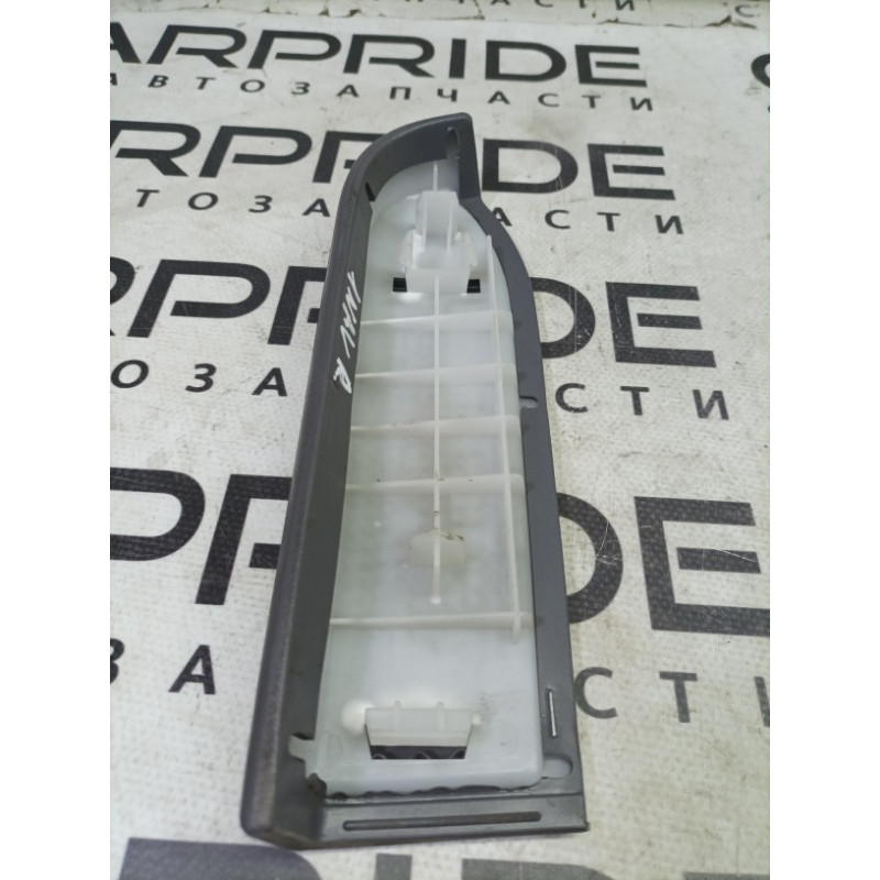 Декоративная накладка карты двери (салон) Nissan Navara D22 2004 2.5 809402s400