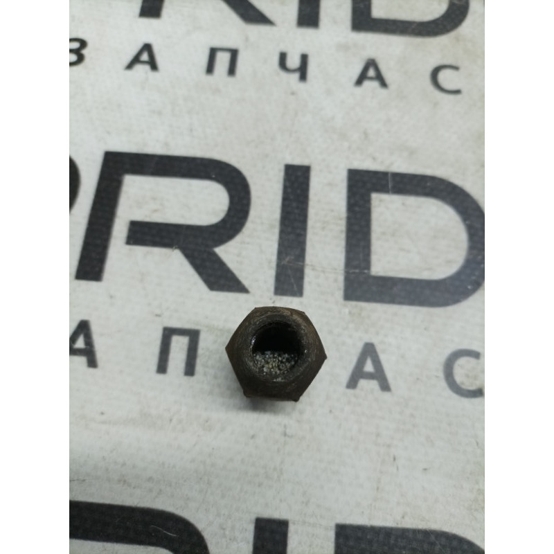 Болты и гайки (подвеска) Nissan Navara D22 2004 2.5