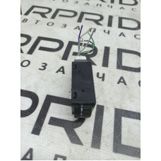 Кнопка освещения панели приборов