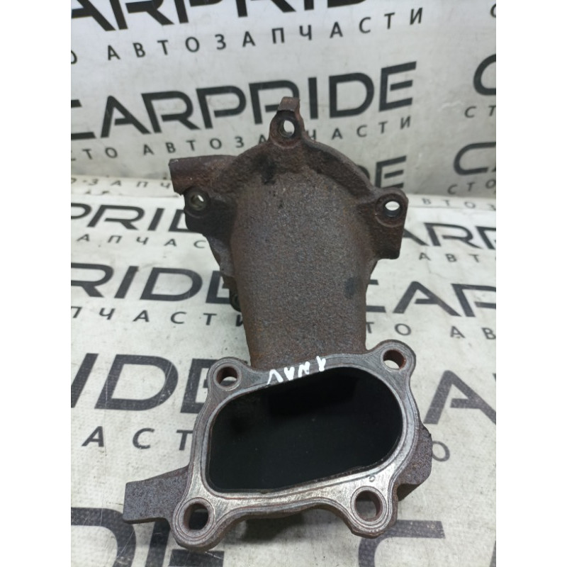 Фланец турбины (кронштейны двигателя) Nissan Navara D22 2004 2.5 14440VK500