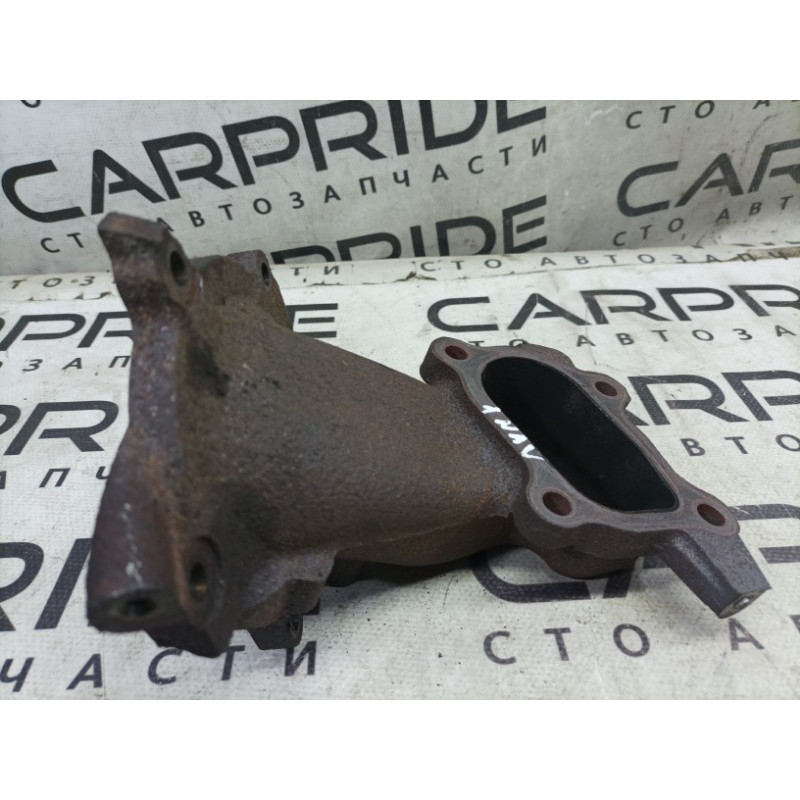 Фланец турбины (кронштейны двигателя) Nissan Navara D22 2004 2.5 14440VK500