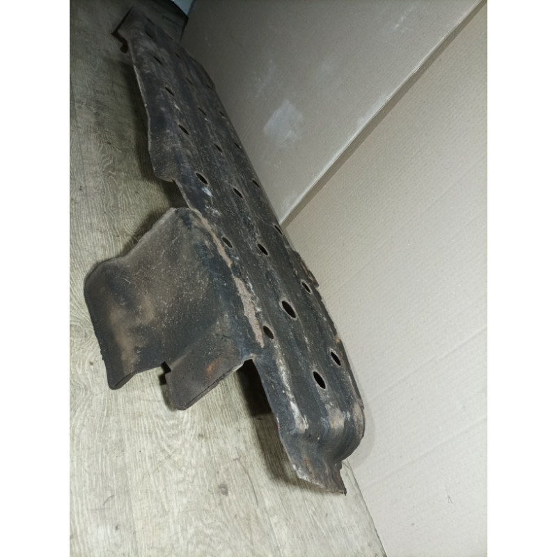 Защита (кузов и элементы) Nissan Navara D22 2004 2.5 1728531G11