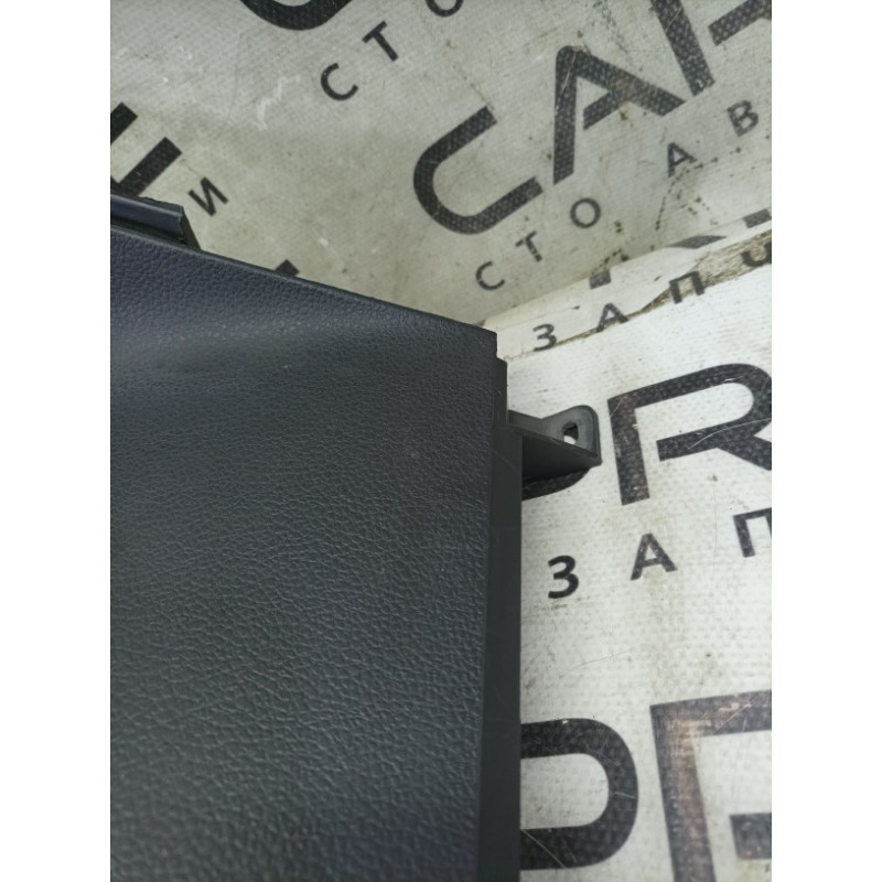 Пластик під кермовий (салон) Volkswagen Passat B7 2013 2.5 561858365f