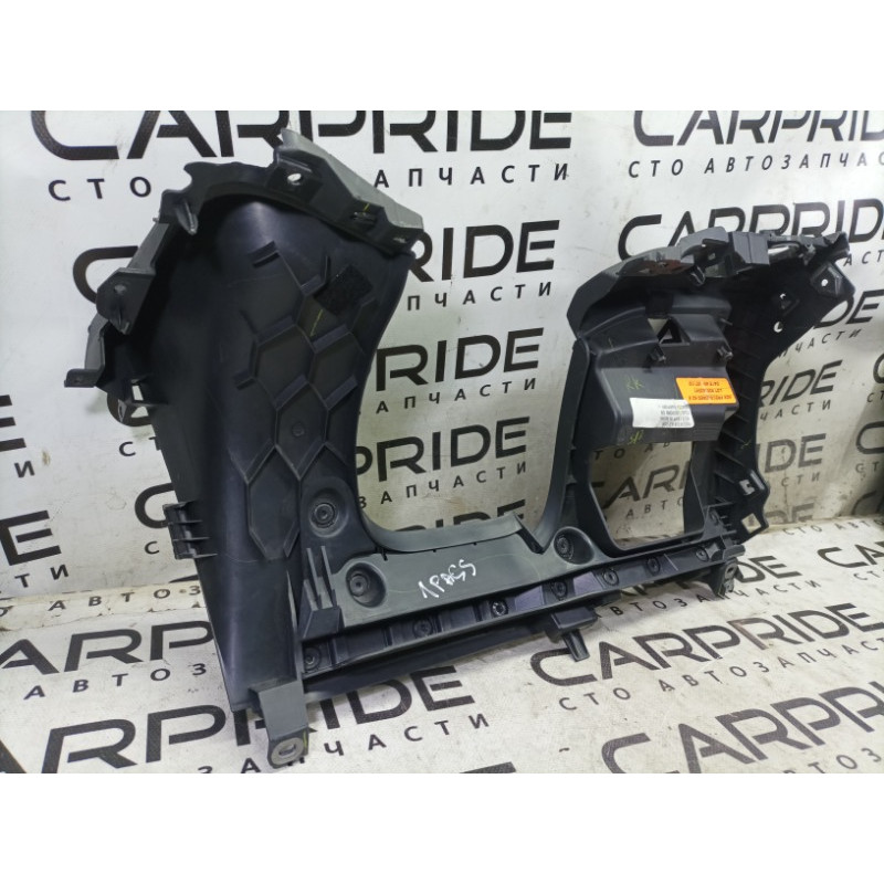 Пластик під кермовий (салон) Volkswagen Passat B7 2013 2.5 561858365f