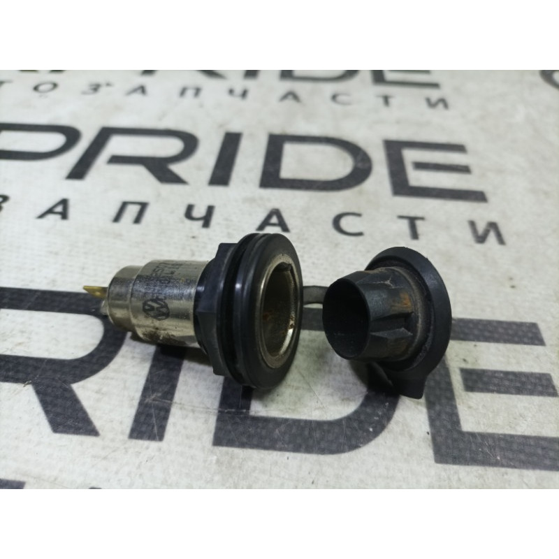 Прикуриватель (электрика) Volkswagen Passat B5 2003 1.9 TDI 3b0925071