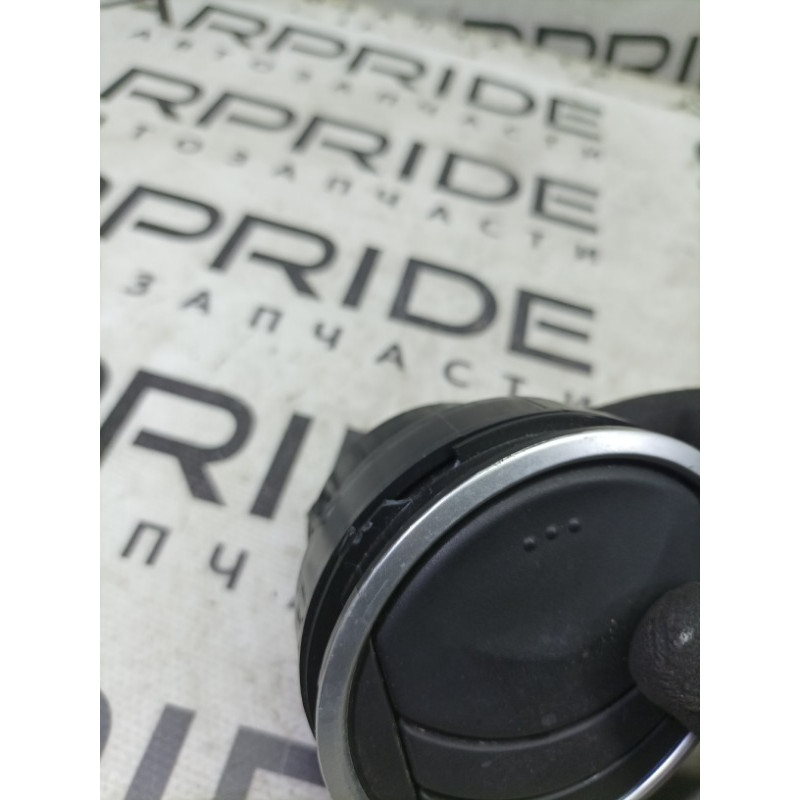 Дефлектор воздуховода (салон) Mazda 6 GG 2007 2.0 RF7J