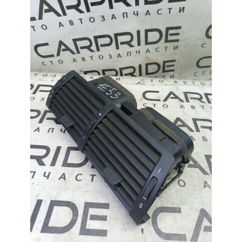 Дефлектор воздуховода (салон) BMW X5 E53 2003 M62B44 64228402221