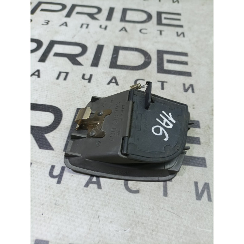 Дефлектор воздуховода (салон) AUDI A6 C5 2001 2.5 AKE 4b0819793