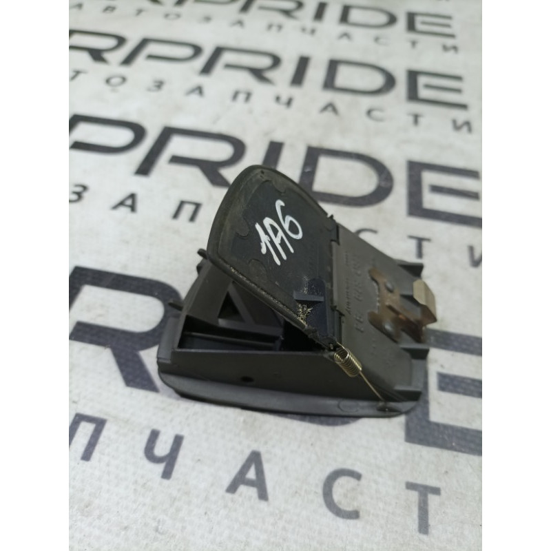 Дефлектор воздуховода (салон) AUDI A6 C5 2001 2.5 AKE 4b0819793