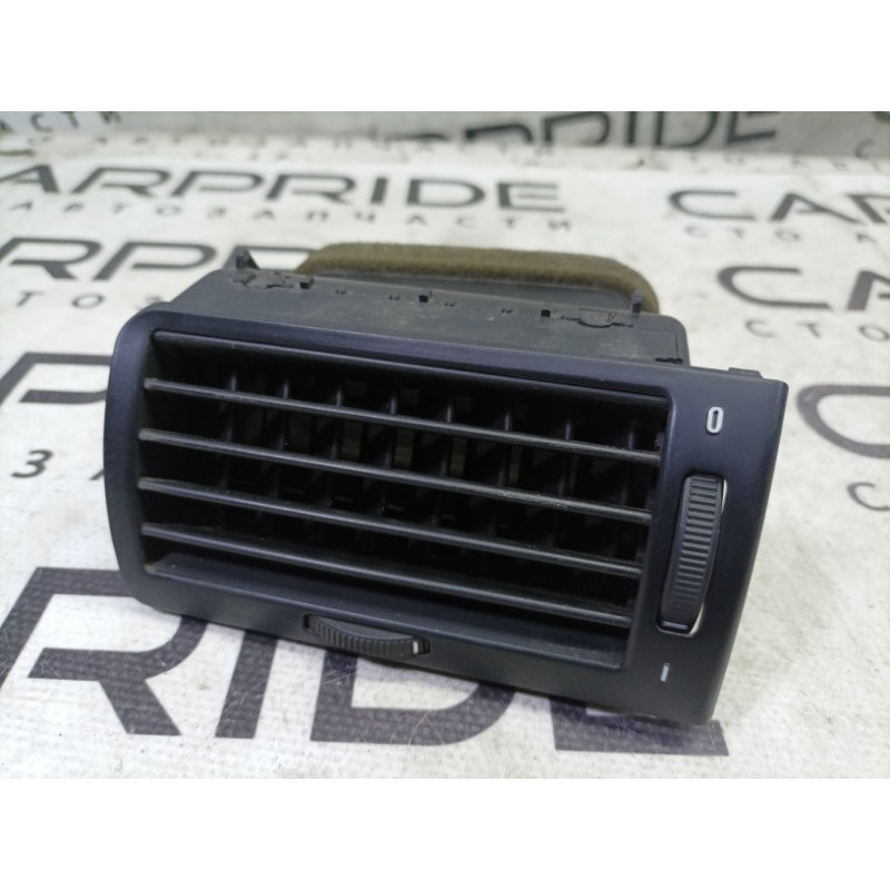 Дефлектор воздуховода (салон) BMW 7-series E38 1996 M60B40 64228391596