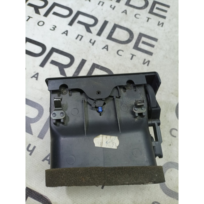 Дефлектор воздуховода (салон) BMW 7-series E38 1996 M60B40 64228391596